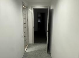 Дом квартира, hotel i Urgentj