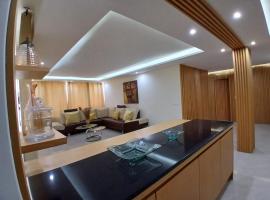 Business Luxury Apartment - Praia, hotel in Praia