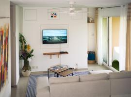 Maison Kanelle - Elegant duplex avec accès plages et casino à pied, hotel a Le Gosier