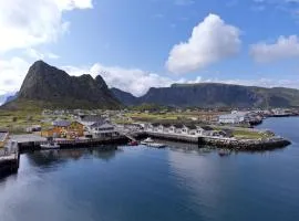 Værøy Brygge Hotell