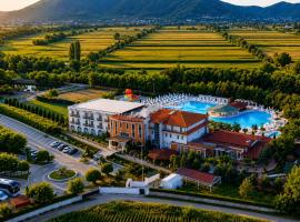Gardenland Resort, hotelli kohteessa Shkodër