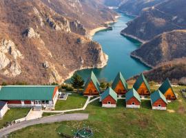 Rural Resort Tron Gold, hotel em Pluzine