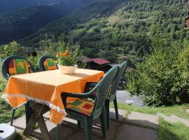 Hotel Photo: Cozy chalet in Bister near ski area