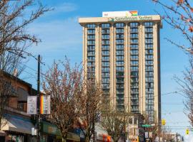 Sandman Suites Vancouver on Davie: Vancouver şehrinde bir otel