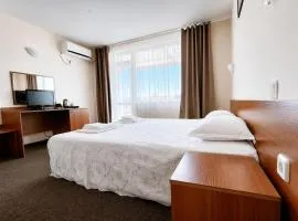 Sandor Hotel