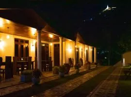 Zenora Villa ella