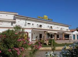 La Perla Hotel