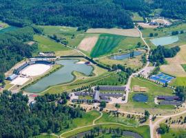 Harmony Park Countryside Villas & SPA, hotel u gradu Prijenaj