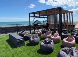 LESS HOTEL Затока