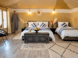 Aladdin merzouga camp, viešbutis mieste Merzuga