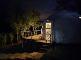 Kamp Glamp Plivska Oaza, מלון ביאיצי