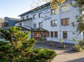 Logis Hotel les Sapins