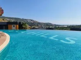 Casa Hills