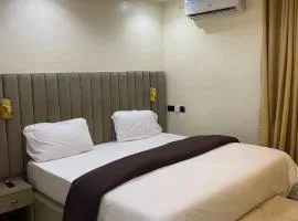 CHASE hotels