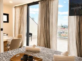 AAA Luxury Suites Split with Pool โรงแรมในสปลิท