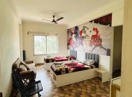 Omnix guest house