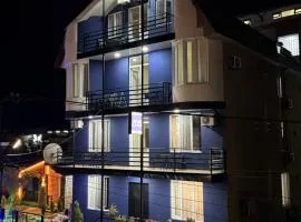 Hotel 505