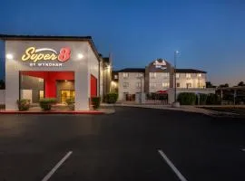Super 8 by Wyndham Mesa Gilbert