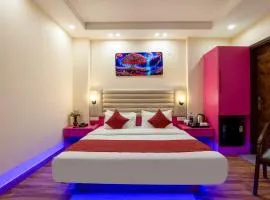 Hotel Angel Pink Premium Behind Radisson Blu Hotel