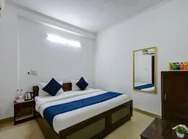 Hotel SV Near Noida Metro Station 52