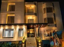 Hotel Sainik Grand