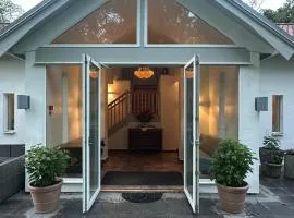 Kronovall Park Residence