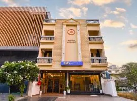 FabHotel Aura Azure, Mahalaxmi Nagar