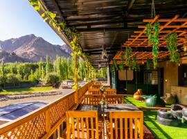 Rainbow Hostelier, ξενοδοχείο σε Leh