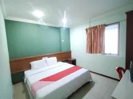 Hotel O Century Inn