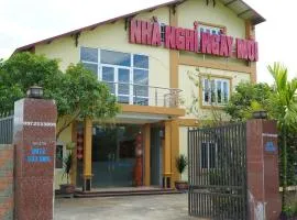 Ngày Mới Hotel