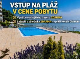 Hotel Glamour, ξενοδοχείο σε Kaluza