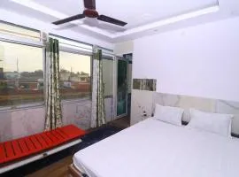 Hotel O Royal Inn