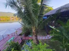 Green Mango Bungalows