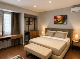 313 Villa City Center