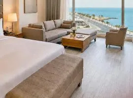 فندق بلازا أثينيه Plaza Athenee Hotel