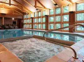 Tamarack Lodge