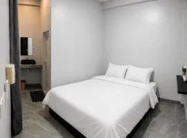 Teupin Layeu Hotel