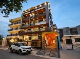 Mazestic Bay Hotel & Banquet