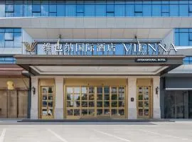 Vienna International Hotel Guangzhou Baiyun International Airport Branch - Free Shuttle Service to Guangzhou Baiyun International Airport