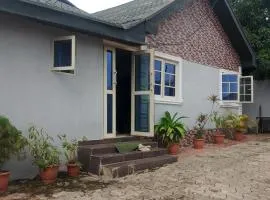 Extramile Hotel and Lounge