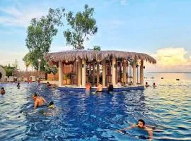 8 boulevard newtown mactan