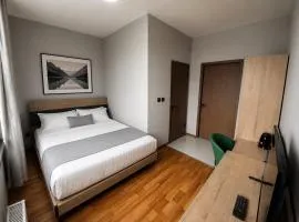 Bridge Hotel Lounge