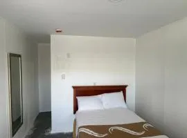 Royal Motel