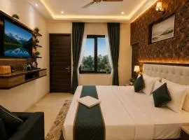 Hotel Bell Montana Stay Near International Delhi Airport- Free Airport Up & Drop