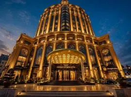 Phoenix Crowne Vinh Hotel