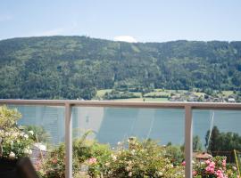 Hotel Ossiacher See, מלון בStiegl