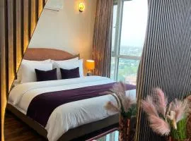 ELYSIUM TOWER- Executive Two Bedrooms Apartment Facing Centaurus Mall Islamabad