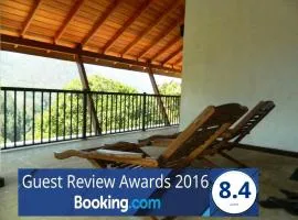 Birds Paradise Hotel