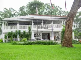 The Orchard 4 degrees South
