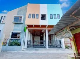 Collection O near Stadion Maguwoharjo formerly Simple Living